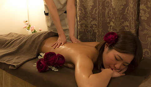 アロマオイルマッサージ イメージ